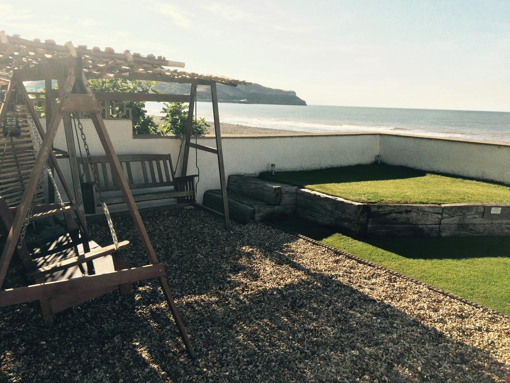 Superb Cintra Beachside Apartments Llandudno Bilik gambar